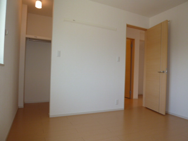 プリムローズうえまつⅡの寝室|洋室