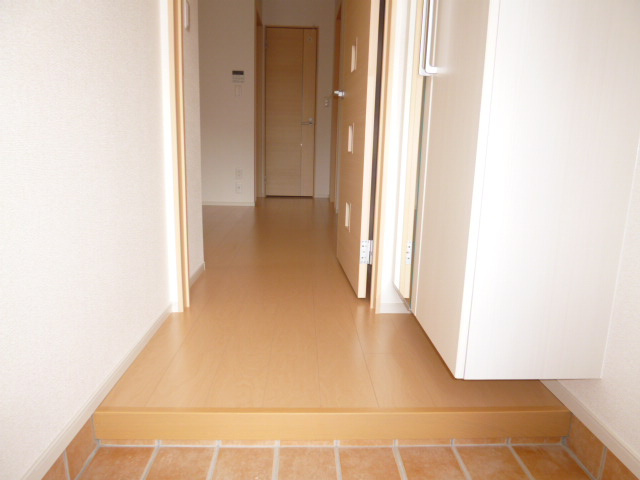 プリムローズうえまつⅡの玄関