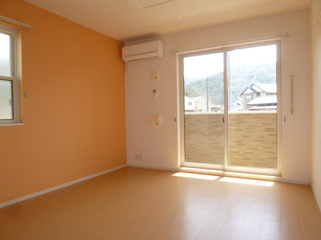 プリムローズうえまつⅡの居間・リビング