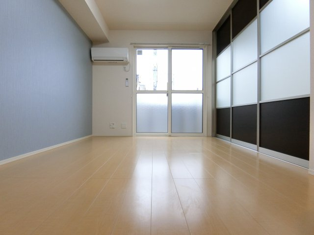 レフィナードの居間・リビング