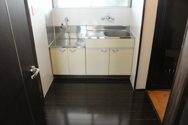 MCビルBのキッチン