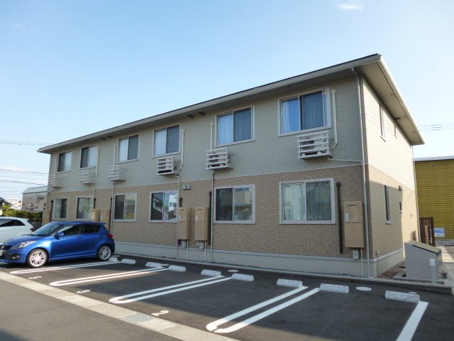 倉敷市西岡のアパートの外観