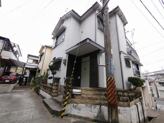 宮丘町貸家の外観