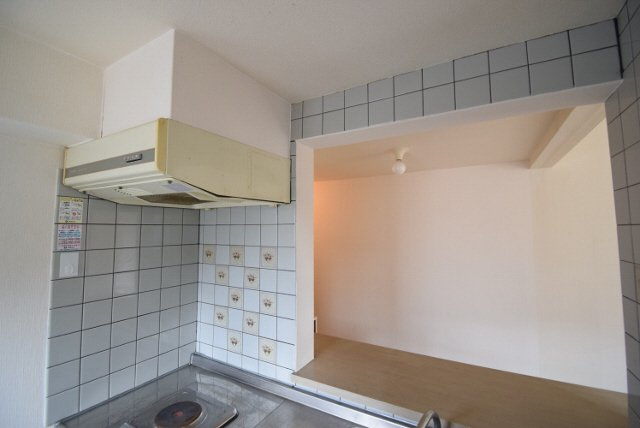 メゾン西船のキッチン|キッチン上部、