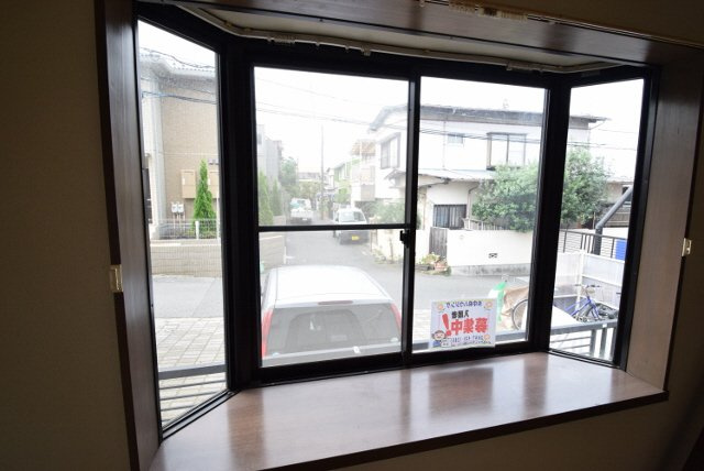 メゾン西船の展望|大きな出窓です。