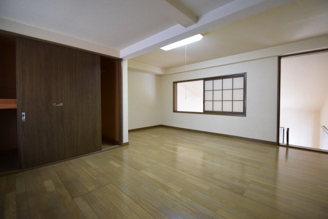 メゾン西船のその他|ロフト上部も収納あります