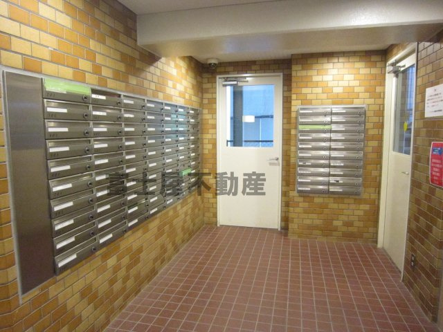 ソフトタウン板橋区役所前のエントランス