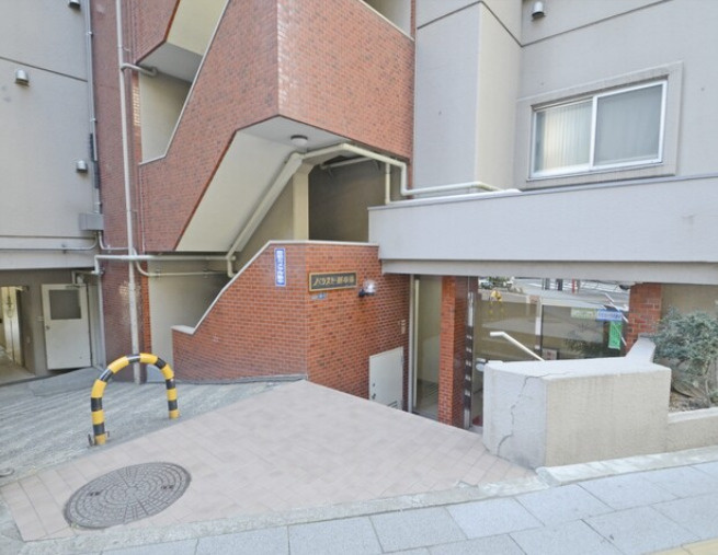 パラスト新板橋のエントランス