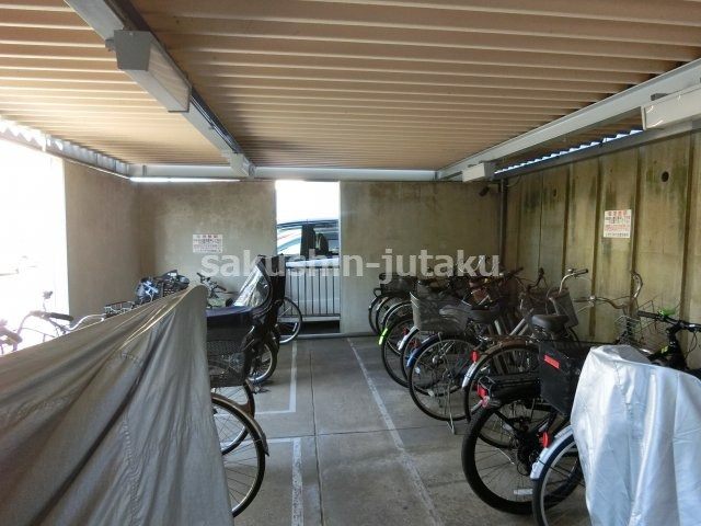 コスモ八千代台　３階部分のその他共用部分|駐輪場　１台目月額３００円、２台目月額５００円　