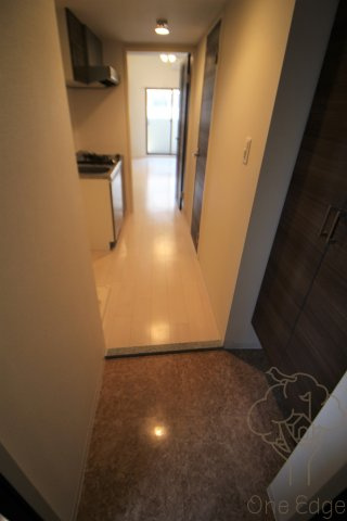 Luxe新大阪Ⅱの玄関