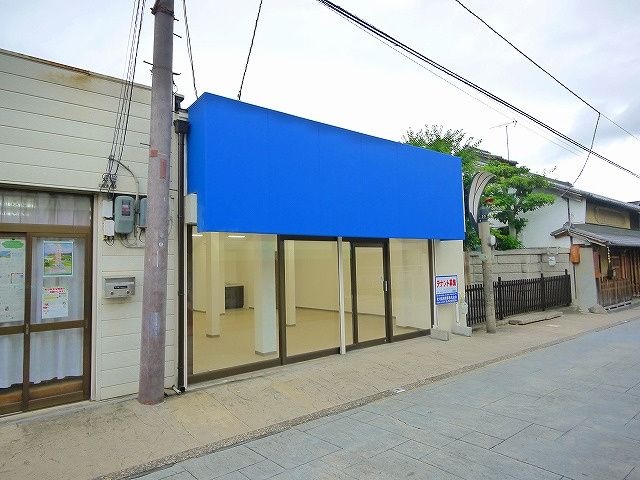 正起店舗の外観