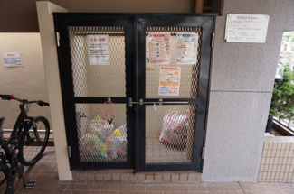 【その他共用部分】 | ステイツ大橋のゴミ置き場