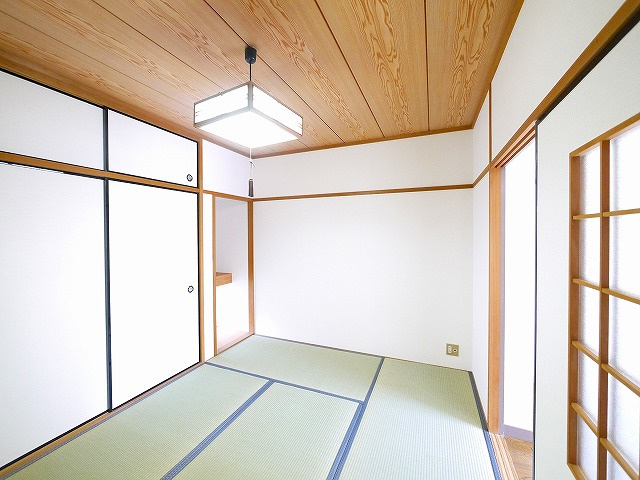 グレイス四条大路の寝室|使い勝手のいい寝室です