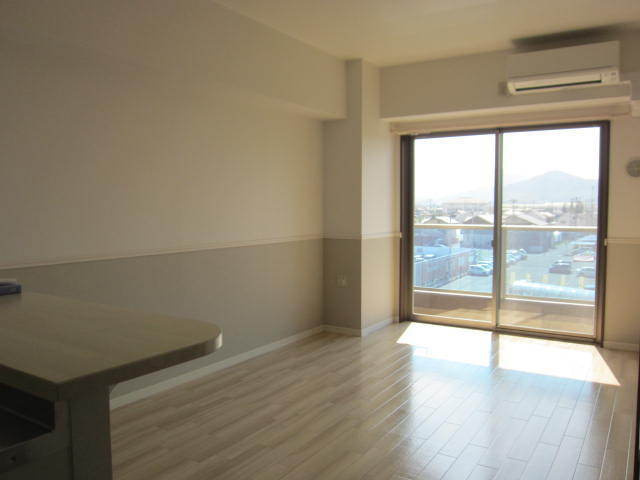 CasaLaVerde（カサ　ラ　ヴェルデ）の居間・リビング