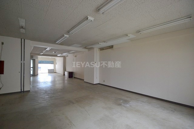 舟入MKビルの内装