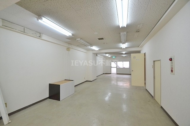 舟入MKビルの内装