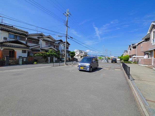 マーキュリーの駐車場|駐車スペースもあります