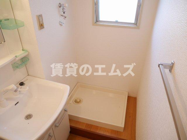 【設備】 | 内野ビル | 内野ビルの室内洗濯機置き場
