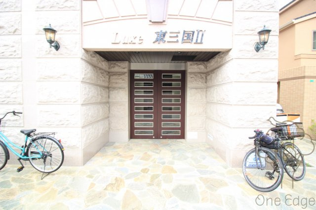 Luxe東三国Ⅱのエントランス