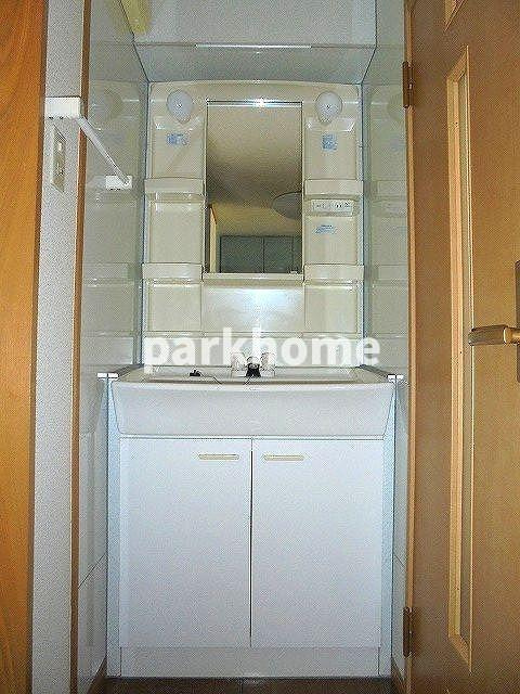 ネオクレメントの独立洗面台|独立洗面台です