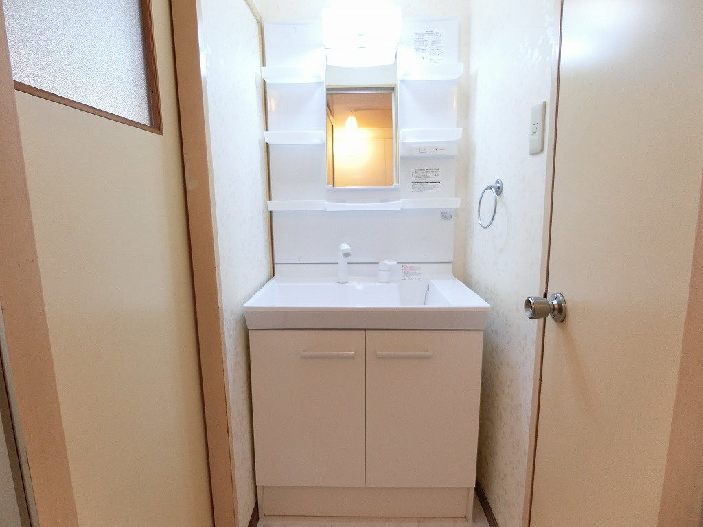 セリエ諏訪野【キャッシュバック対象物件】の独立洗面台|独立洗面台です