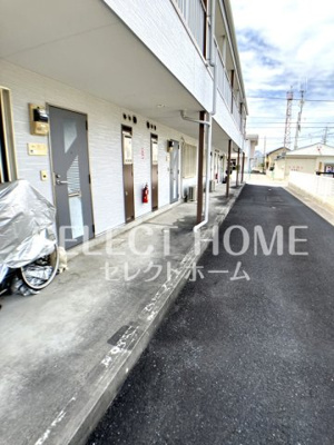 【エントランス】 | ＳｕｒｐｌｕｓＴｗｏライフ | 落ち着いたエントランスです