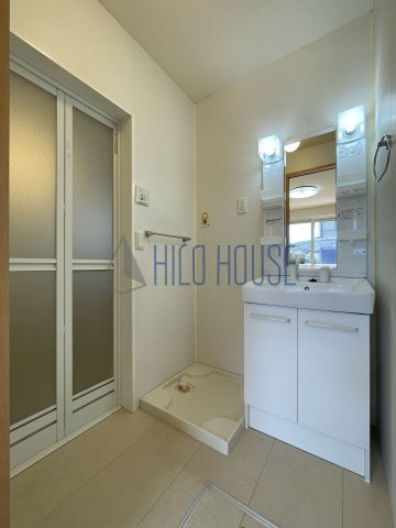 セータ サクラーレの洗面所