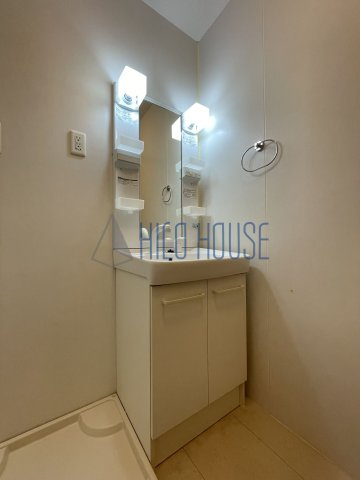 セータ サクラーレの洗面所