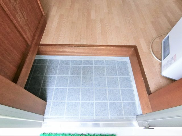 鷲巣ドリームハイツの玄関