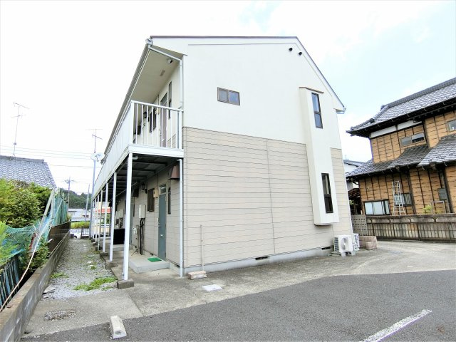 鷲巣ドリームハイツの外観