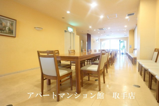 山中屋本店ビルの内装