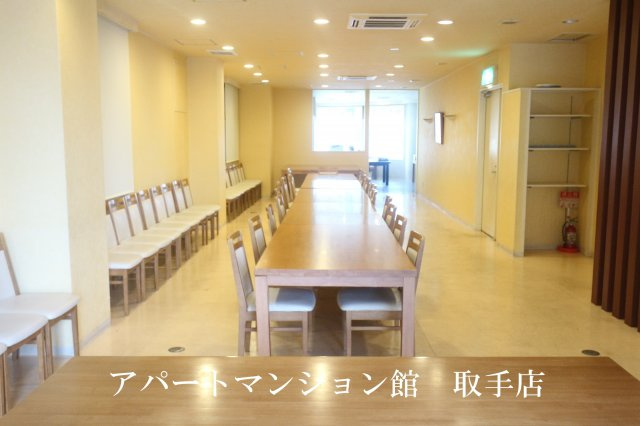 山中屋本店ビルの内装