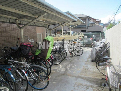 【その他共用部分】 | フィールドパークⅠ番館（八戸ノ里賃貸） | 駐輪場です