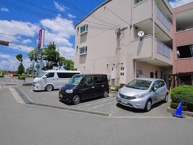 チェリージュヴィレの駐車場|駐車場です
