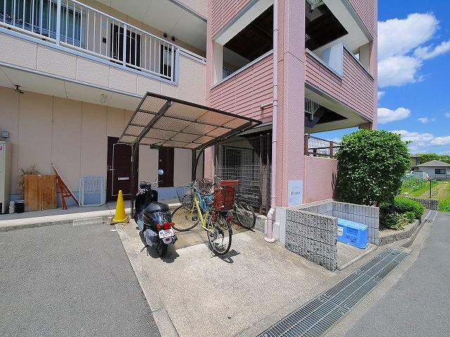 チェリージュヴィレのその他共用部分|自転車置き場