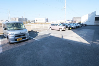 【駐車場】 | カーサベガ | ガレージ