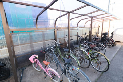 【その他共用部分】 | カーサベガ | 駐輪場