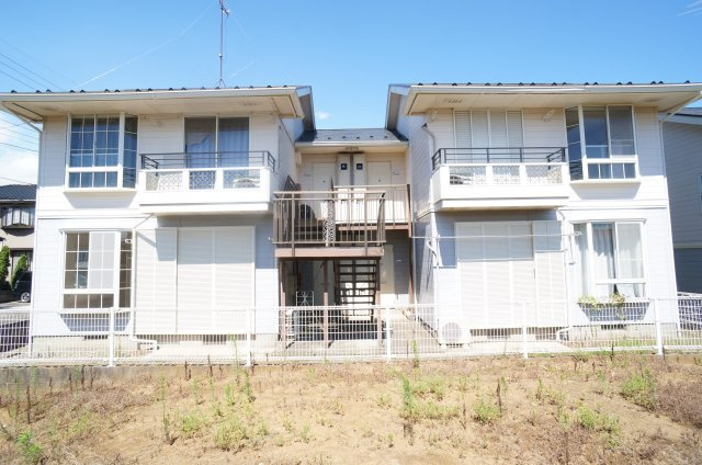 ガーデンヒルB棟のエントランス