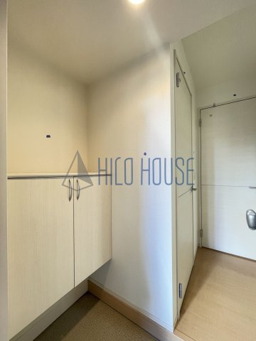 メゾンベール(南大塚)の玄関