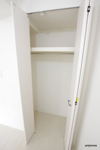 エスリード新大阪ザ・マーク 仲介手数料無料の収納