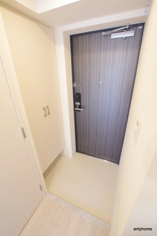 エスリードTENROKU 仲介手数料無料の玄関