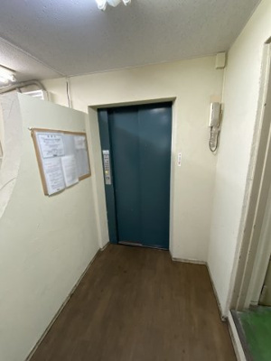 【その他共用部分】 | セブンスターマンション関内 | お買い物時やベビーカーの出し入れに便利なエレベーター付