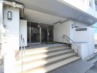 【エントランス】 | JR南武線「八丁畷」駅徒歩3分・「川崎新町」駅徒歩11分
JR東海道本線「川崎」駅徒歩16分と好立地。
