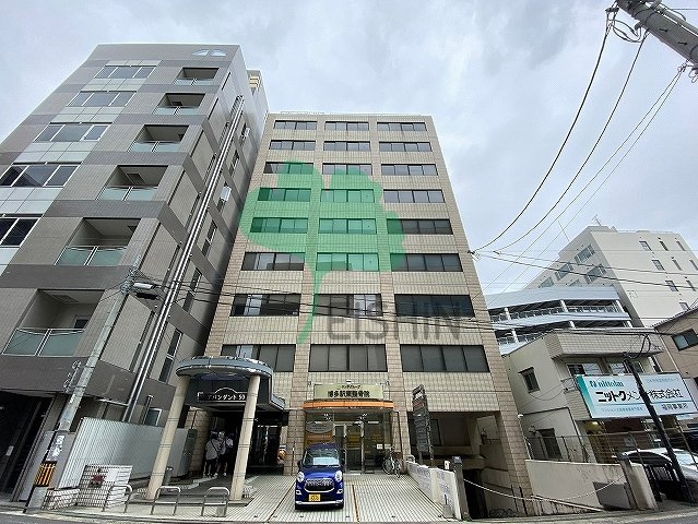 アバンダント90(博多駅・東比恵駅ダブルアクセス可能！ローソン・公園目の前！)