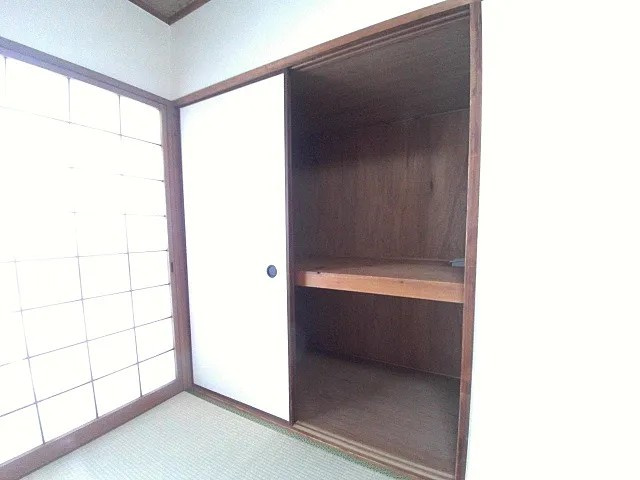 ガーデンハイツ魚崎の和室