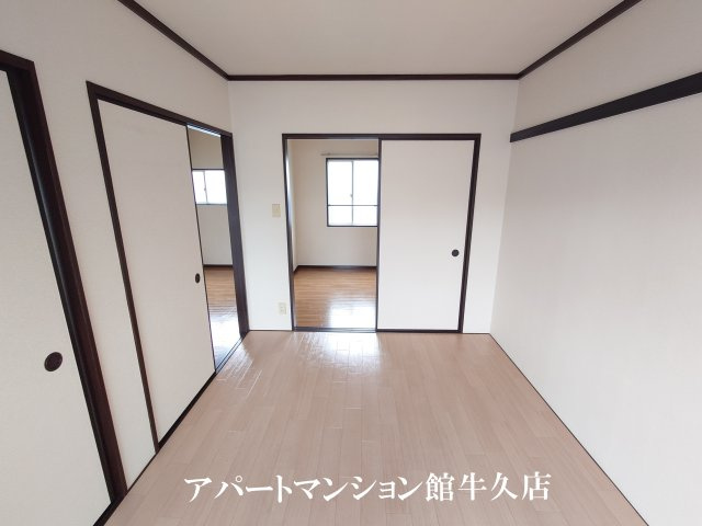 サンピアみどり野の洋室