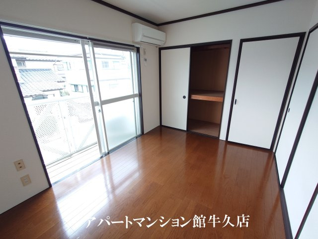 サンピアみどり野の居間・リビング