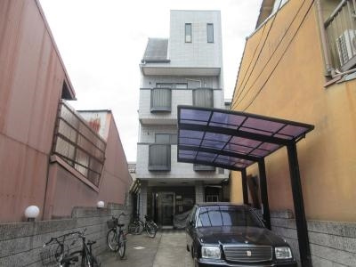 アルティスタ姉小路の外観