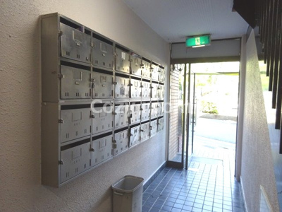 【ロビー】 | キャロル江坂 | ロビーです。