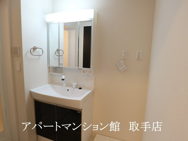 ルピナスの独立洗面台